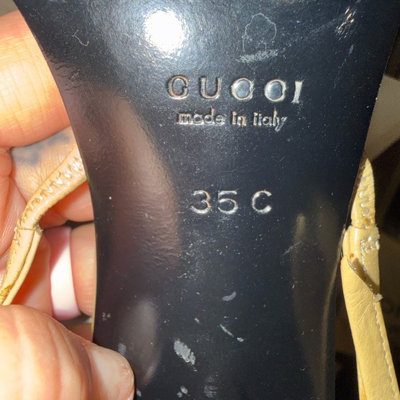Gucci Women's Cream and Tan Sandals - Picture 8 of 8